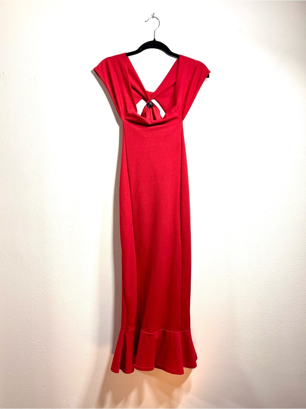 PrettyLittleThing Vibrant Long Dresa